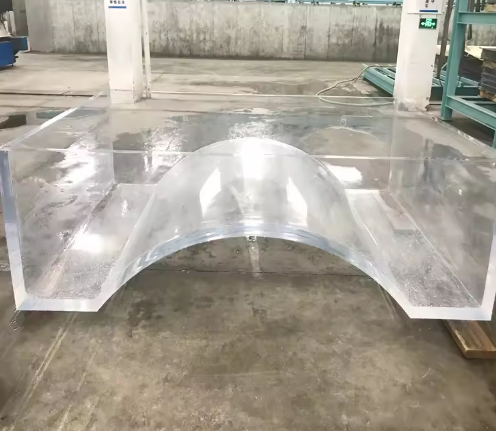 Sistema de paneles de pared de acrílico transparente para la piscina de borde infinito Servicio de fabricación y corte CNC a medida